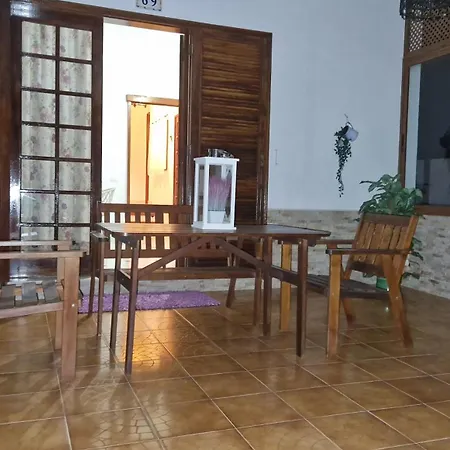 Casas Hoya Limpia- Solo Adultos