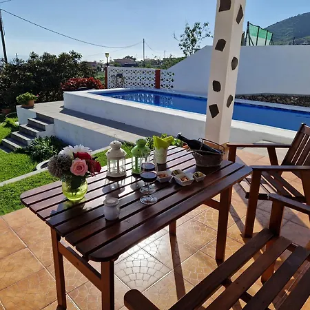 Casas Hoya Limpia- Solo Adultos *