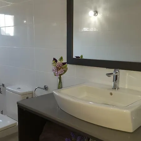 Casas Hoya Limpia- Solo Adultos